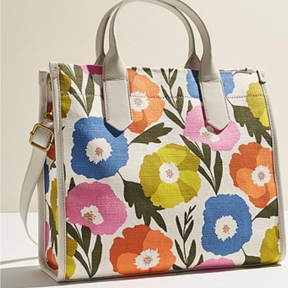 Brand New Fossil Kyler Tote in Light Floral